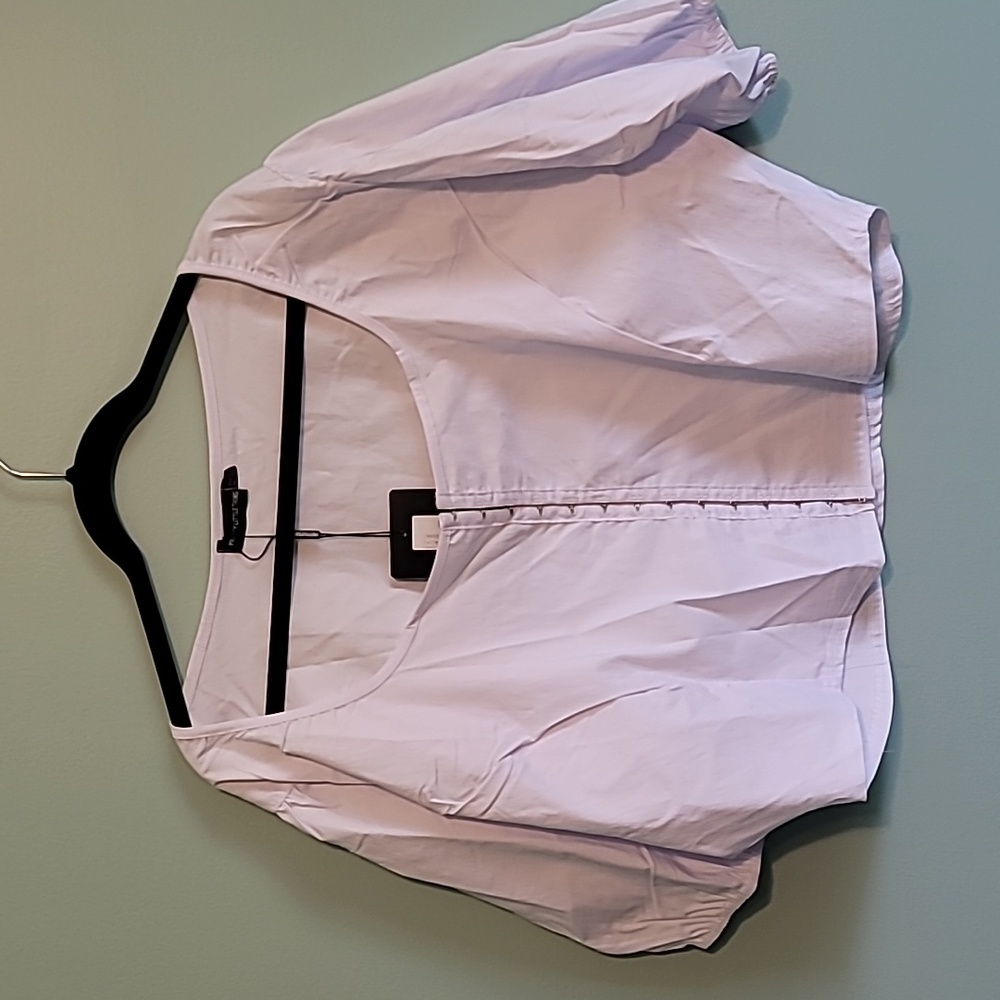 NWT Pretty Little Thing White Crop Top